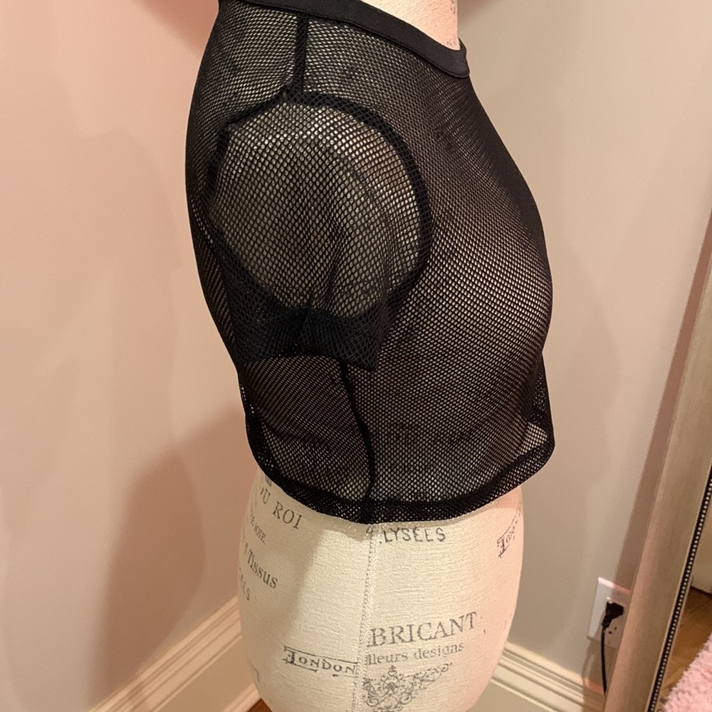 Mesh top - Picture 3 of 5